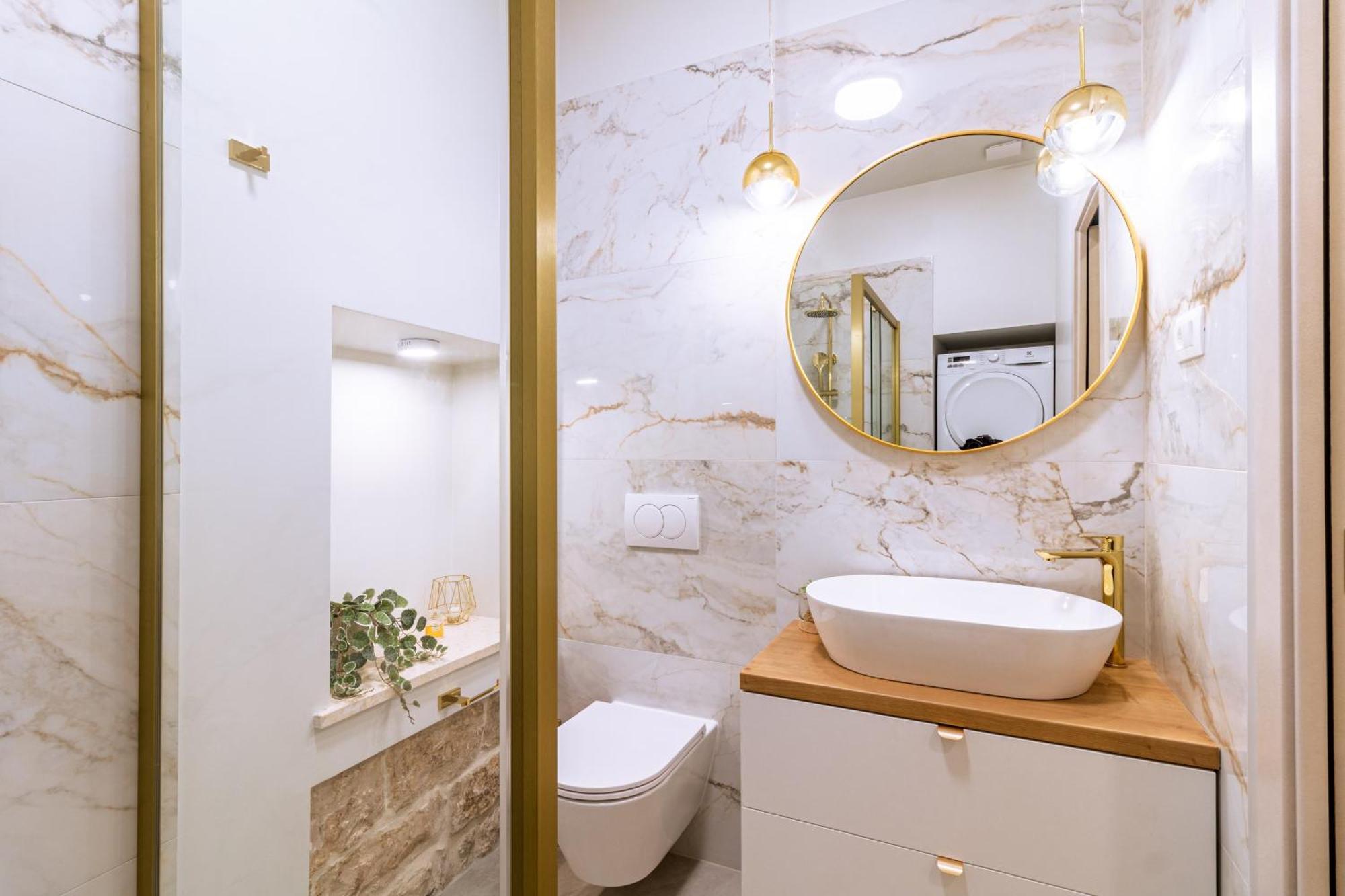 Luxury 2 Bedroom-2 Bathroom Apartment & Studio App With Rooftop Terrace Split Exterior photo